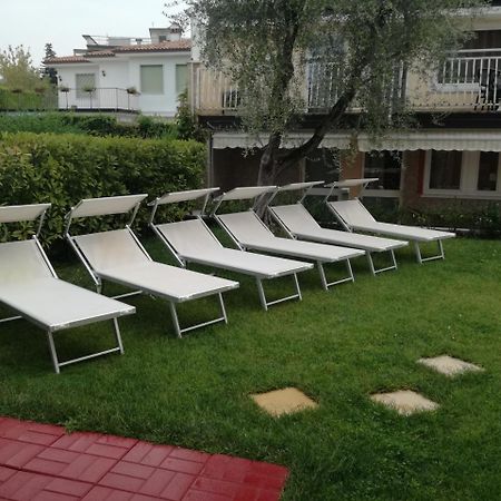 Appartamento Villa Tony Lazise Exterior foto