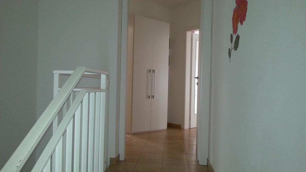 Appartamento Villa Tony Lazise Exterior foto