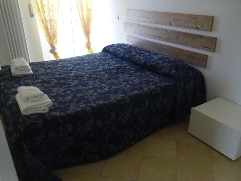 Appartamento Villa Tony Lazise Habitación foto